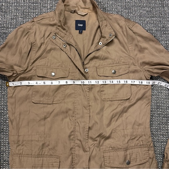 GAP Women's Utility Jacket in Tan - Picture 5 of 5